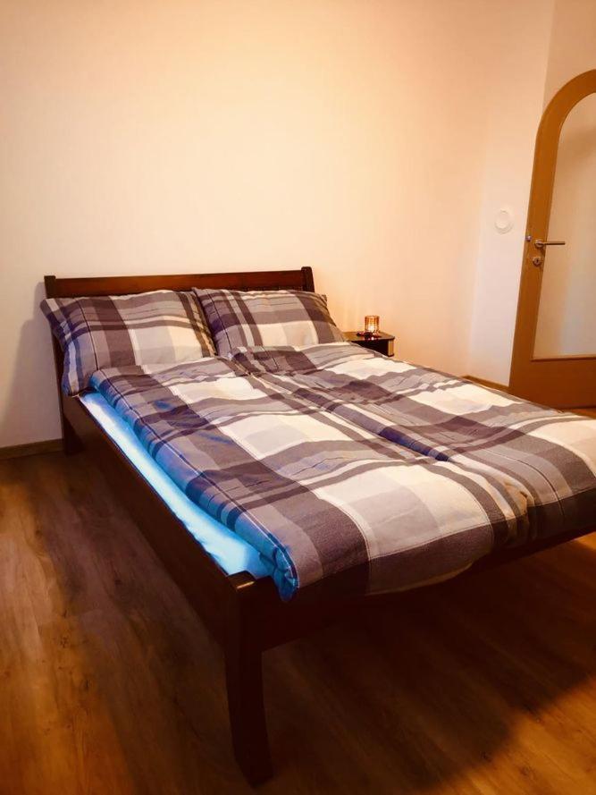 Thermenland-Traum Apartment Fölöstöm Kültér fotó